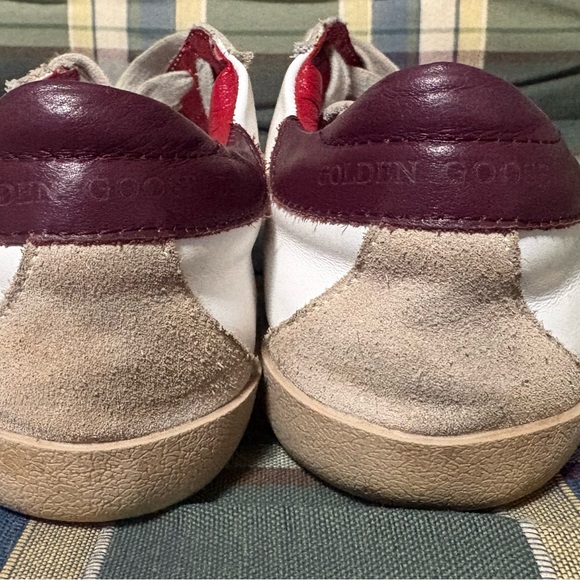 Golden Goose Women's Super-Star ice-gray suede star and red nappa heel tab - Picture 3 of 4